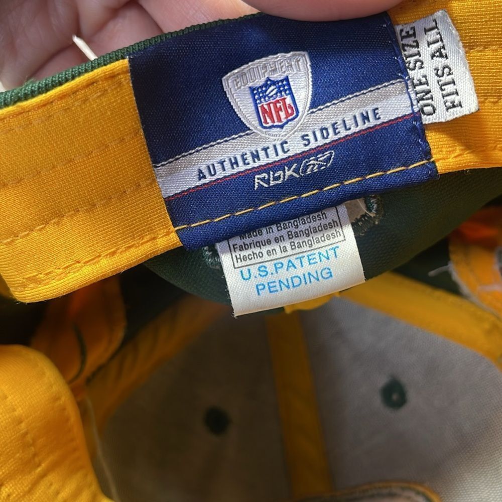 Reebok Green Bay Packers hat - Picture 6 of 7
